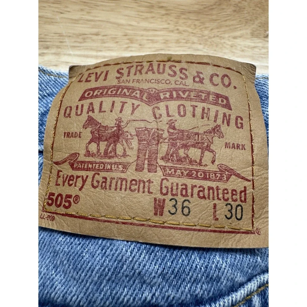 Vintage Y2K Levi's 505 Regular Fit Straight Leg Jeans Men's 36x30 Distressed USA
